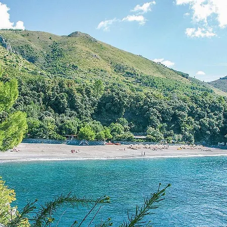 Awesome In Praia Mare With Wifi Σπίτι διακοπών Praia a Mare