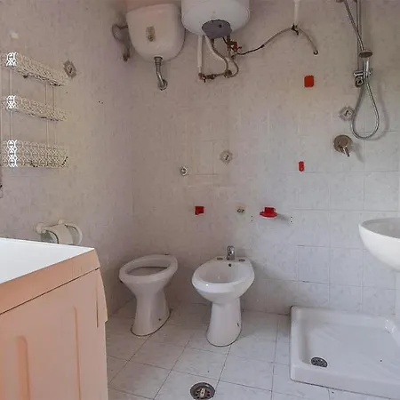 Awesome In Praia Mare With Wifi Feriehus Praia a Mare